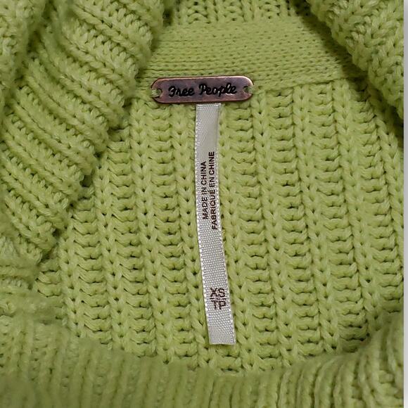 Free People Layer Cake Sweater Key Lime Green Sz XS Ribbed Asymmetric Turtleneck - Picture 7 of 13